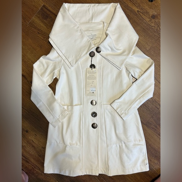 White/Cream Jacket Size M - Picture 1 of 3